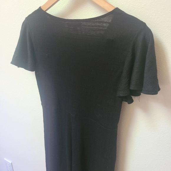 Max Studio Cinched Front Flutter Sleeve Midi Dress Size Medium - Picture 7 of 8